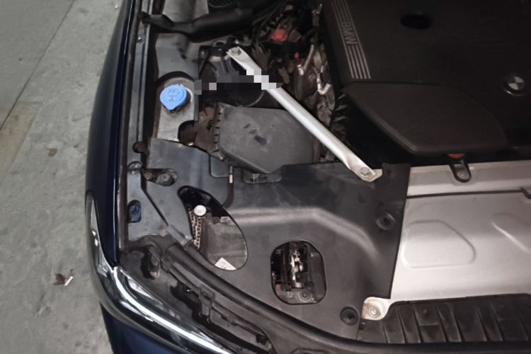 Used BMW X3 2022 xDrive25i M Sport Package Engine Bay Right