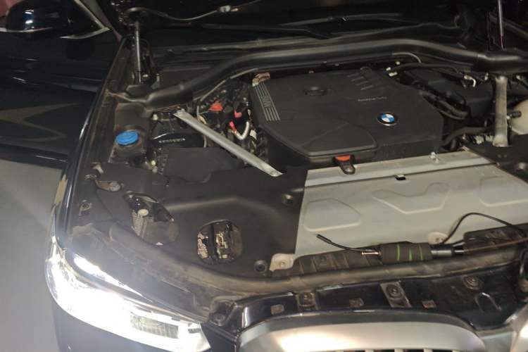Used BMW X3 2022 Restyled xDrive25i M Sport Package Engine Bay Right
