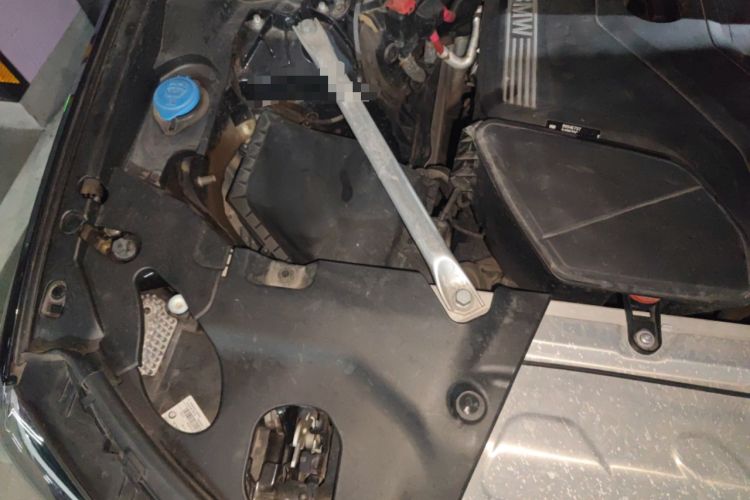 Used BMW X3 2022 Restyled xDrive25i M Sport Package Engine Bay Right