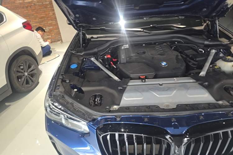 Used BMW X3 2022 Facelift xDrive30i Luxury Edition M Night Edition Package Engine Bay Right