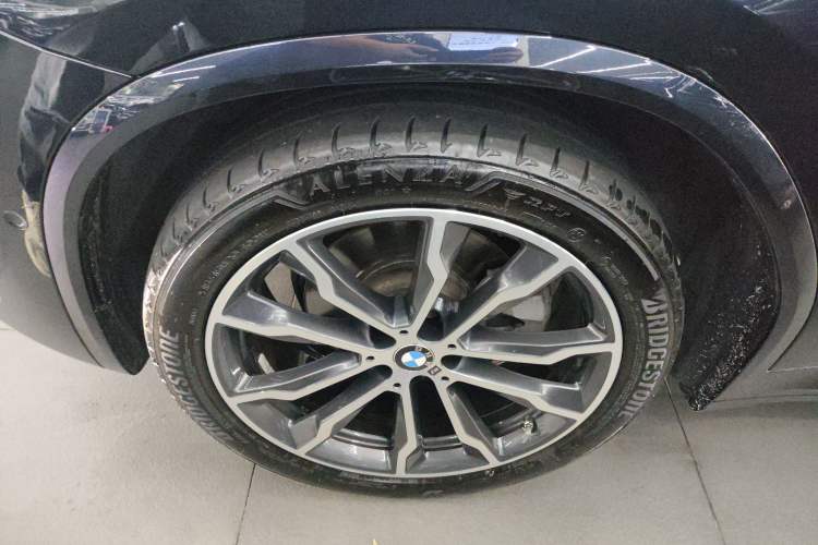 Used BMW X3 2022 Second Facelift xDrive30i Leading Edition M Night Sky Package Exterior 4