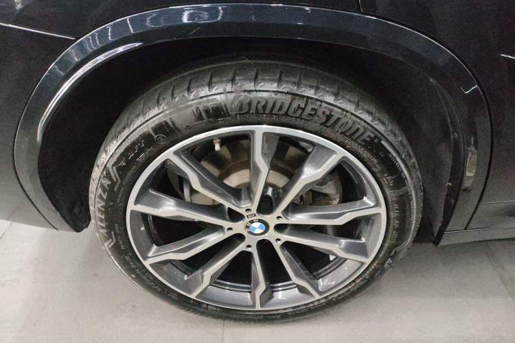 Used BMW X3 2022 Second Facelift xDrive30i Leading Edition M Night Sky Package Exterior 5