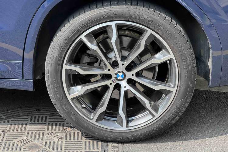 Used BMW X3 2022 xDrive30i Luxury Model M Night Sky Package Exterior 5