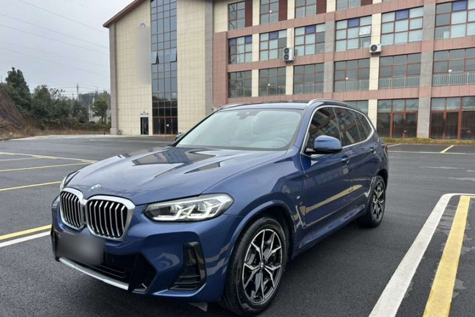 Used BMW X3 2022 xDrive25i M Sport Package Front Left 45 Deg