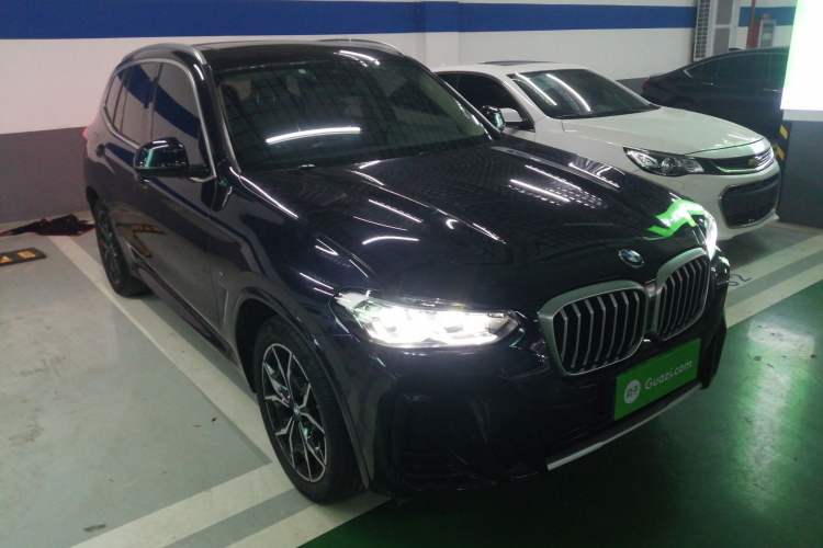 Used BMW X3 2022 xDrive25i M Sport Package Front Right 45 Deg