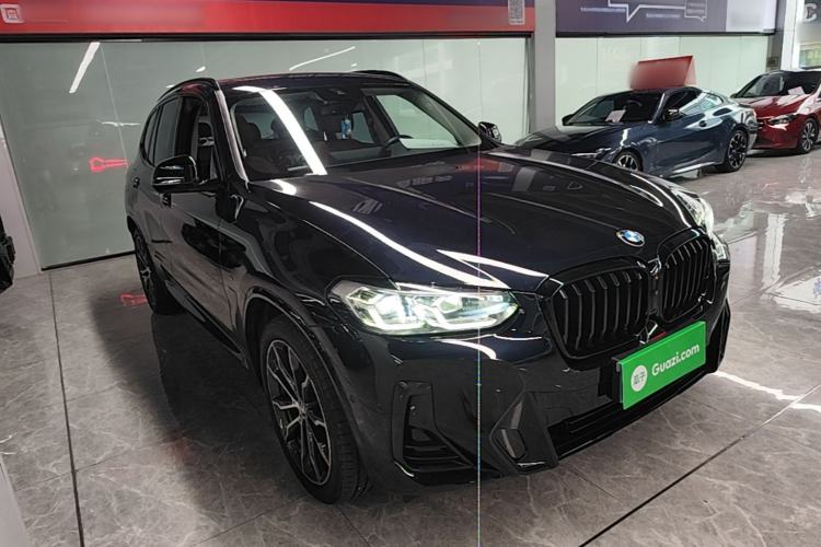 Used BMW X3 2022 Second Facelift xDrive30i Leading Edition M Night Sky Package Front Right 45 Deg