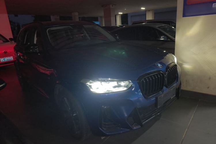 Used BMW X3 2022 Second Facelift xDrive30i Leading Edition M Night Sky Package Front Right 45 Deg