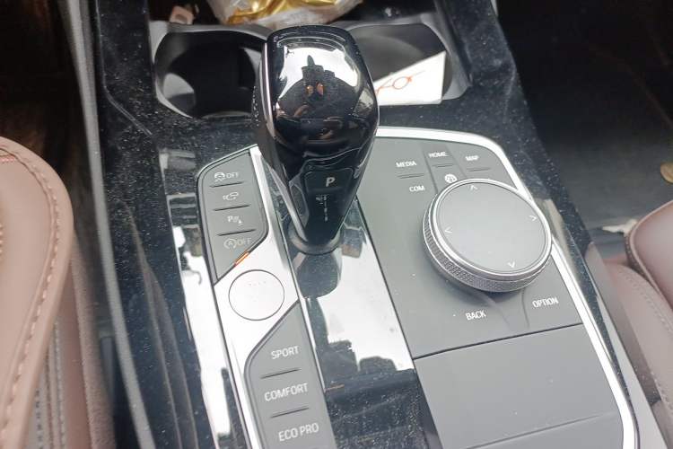 Used BMW X3 2022 Second Facelift xDrive30i Leading Edition M Night Sky Package Gear Lever