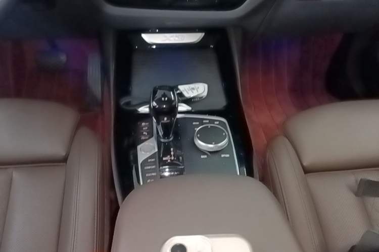 Used BMW X3 2022 Second Facelift xDrive30i Leading Edition M Night Sky Package Gear Lever