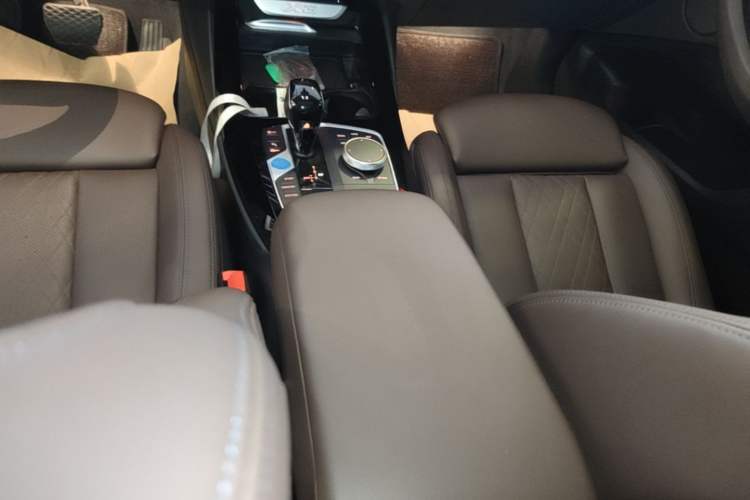 Used BMW X3 2022 xDrive25i M Sport Package Gear Lever