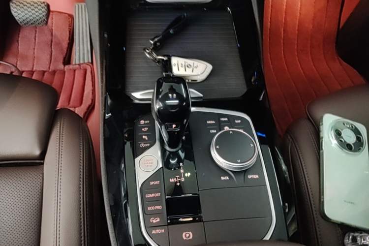 Used BMW X3 2022 Second Facelift xDrive30i Leading Edition M Night Sky Package Gear Lever