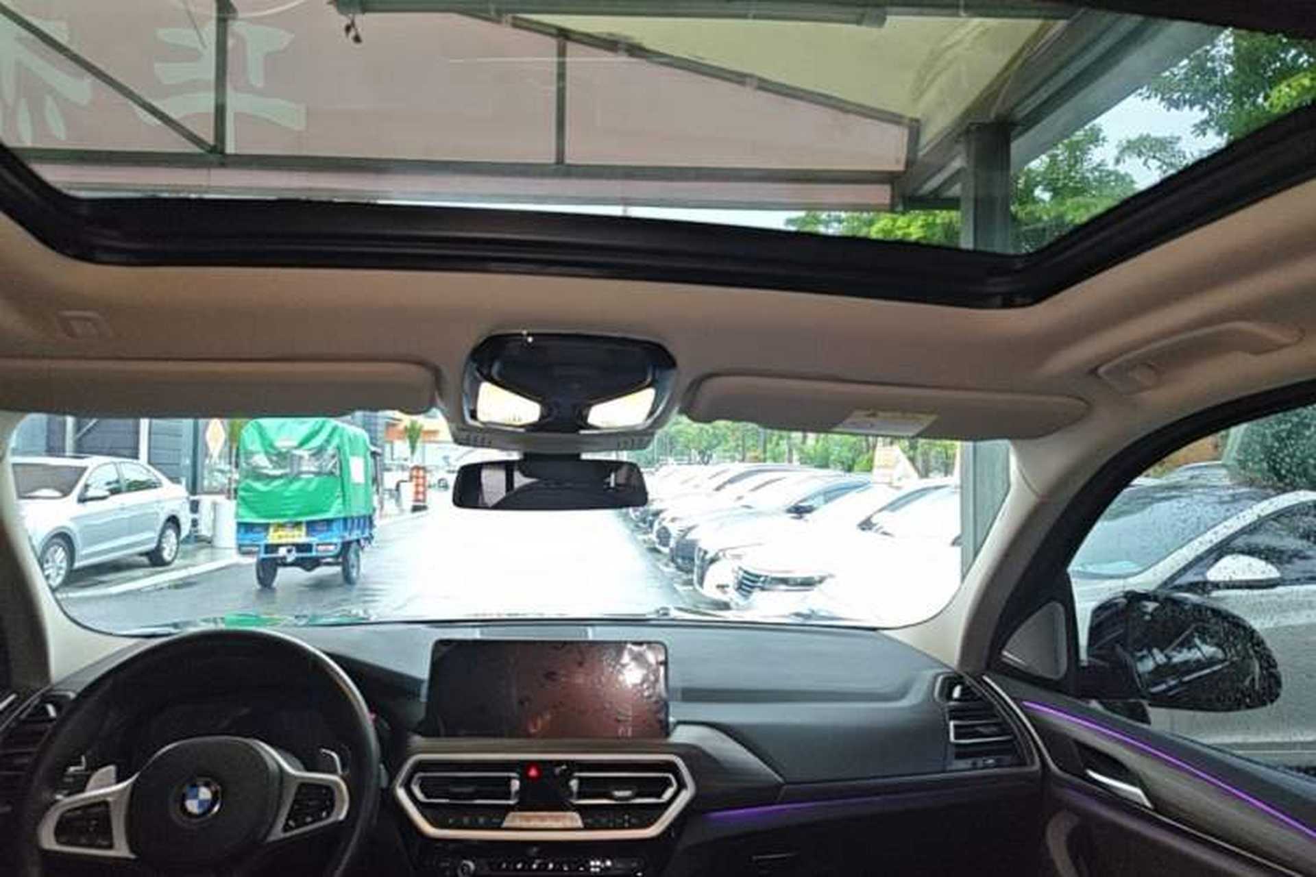 Used BMW X3 2022 xDrive30i Luxury Model M Night Sky Package Headliner
