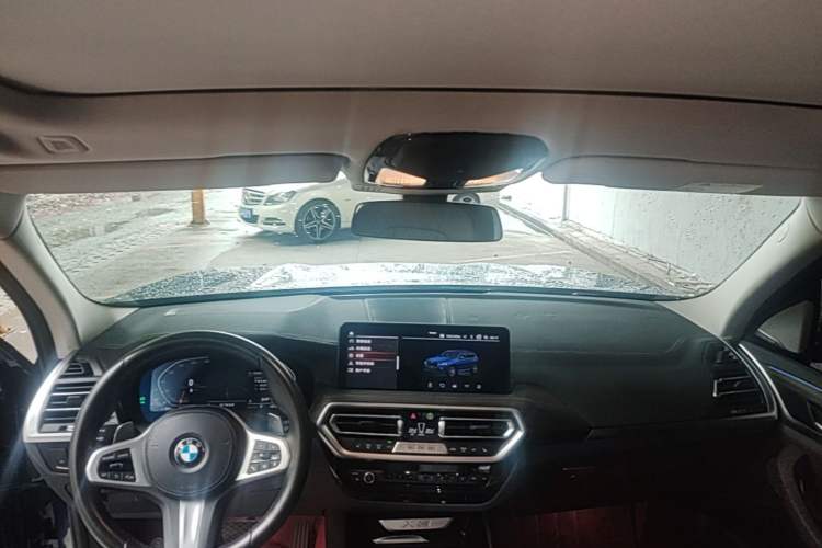 Used BMW X3 2022 xDrive30i Luxury Model M Night Sky Package Headliner