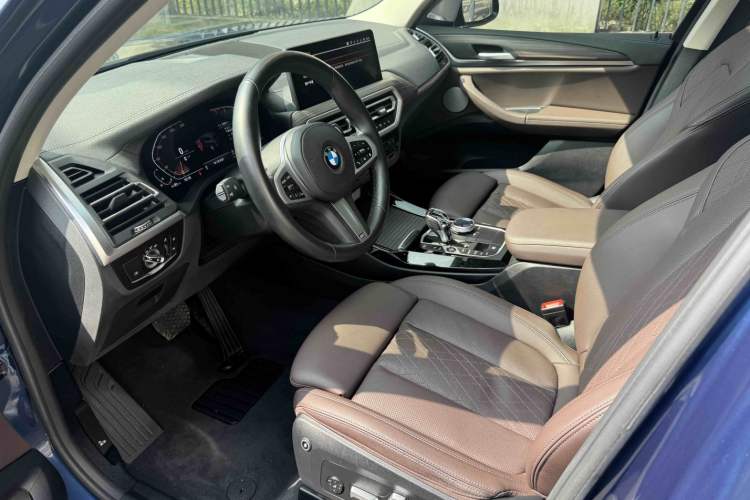 Used BMW X3 2022 xDrive30i Luxury Model M Night Sky Package Interior 1
