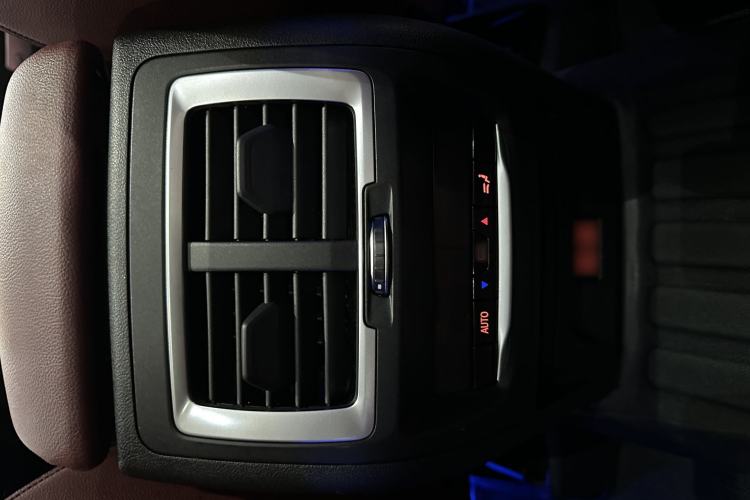 Used BMW X3 2022 Facelift xDrive30i Luxury Edition M Night Edition Package Interior 10