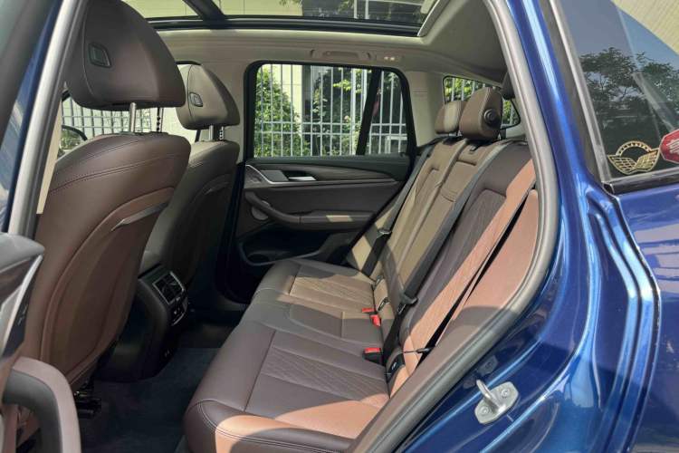 Used BMW X3 2022 xDrive30i Luxury Model M Night Sky Package Interior 2