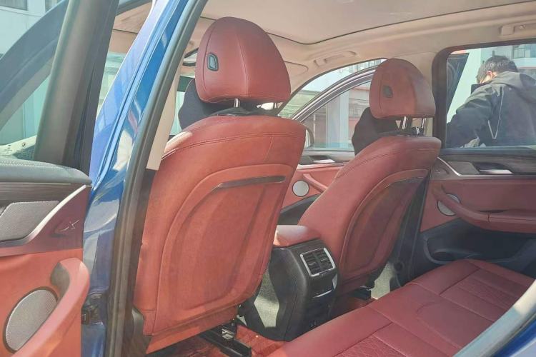 Used BMW X3 2022 Second Facelift xDrive30i Leading Edition M Night Sky Package Interior 2