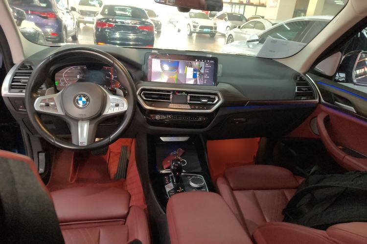 Used BMW X3 2022 Second Facelift xDrive30i Leading Edition M Night Sky Package Interior 2