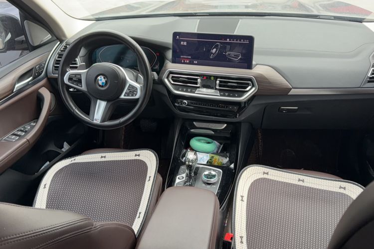 Used BMW X3 2022 xDrive30i Luxury Model M Night Sky Package Interior 3