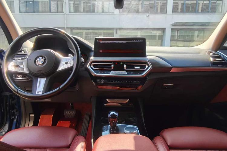 Used BMW X3 2022 Second Facelift xDrive30i Leading Edition M Night Sky Package Interior 4