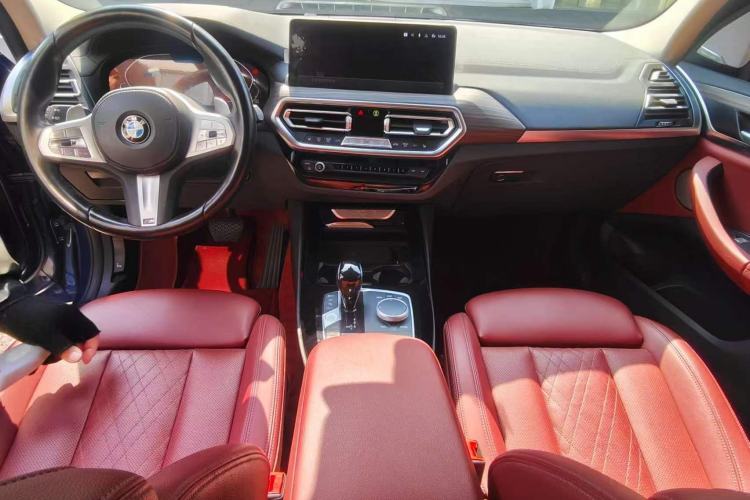 Used BMW X3 2022 Second Facelift xDrive30i Leading Edition M Night Sky Package Interior 5