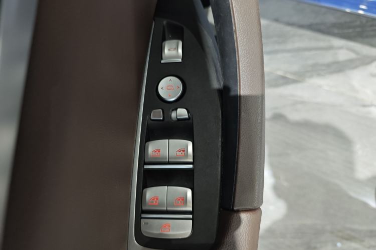 Used BMW X3 2022 xDrive30i Luxury Model M Night Sky Package Interior 7