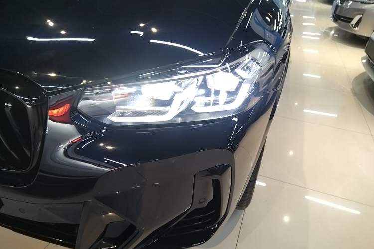 Used BMW X3 2022 xDrive30i Luxury Model M Night Sky Package Left Front Headlight