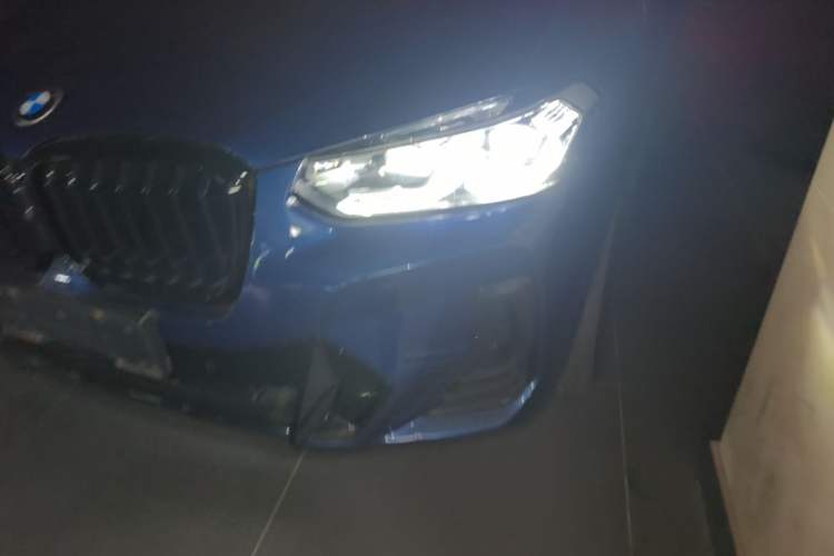Used BMW X3 2022 Second Facelift xDrive30i Leading Edition M Night Sky Package Left Front Headlight