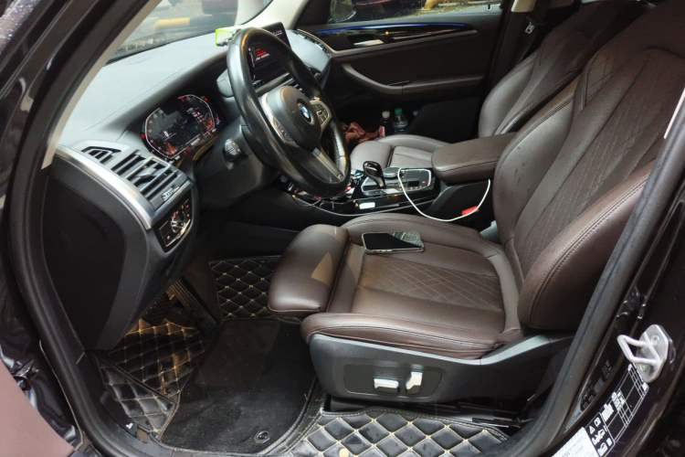 Used BMW X3 2022 Restyled xDrive25i M Sport Package Left Front Seat