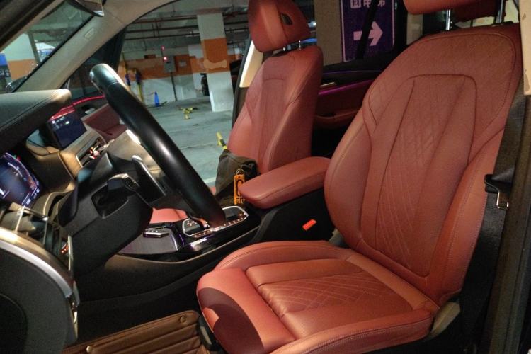 Used BMW X3 2022 Facelift xDrive30i Luxury Edition M Night Edition Package Left Front Seat