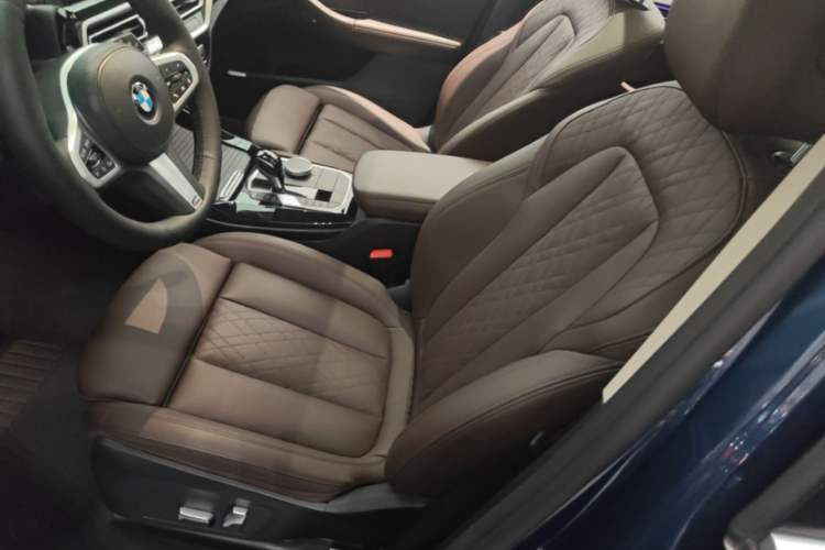 Used BMW X3 2022 xDrive25i M Sport Package Left Front Seat