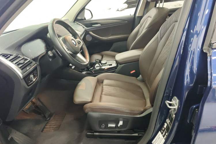 Used BMW X3 2022 xDrive30i Luxury Model M Night Sky Package Left Front Seat