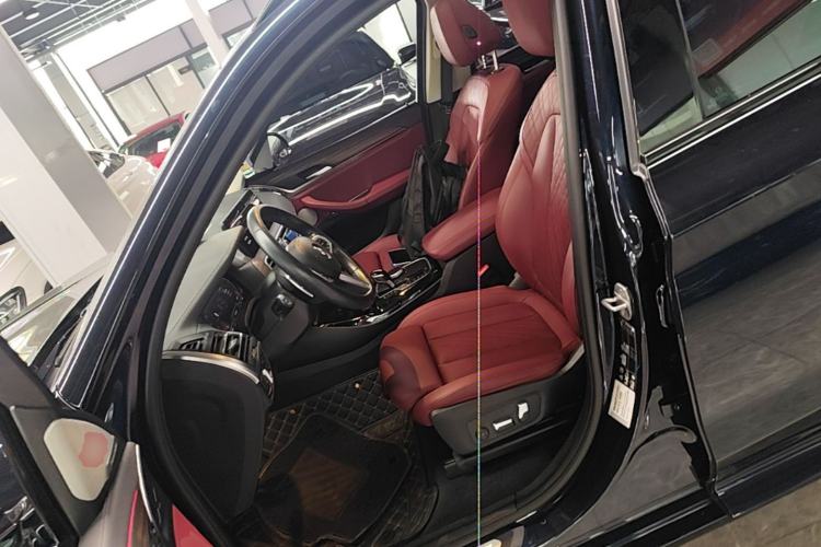 Used BMW X3 2022 Second Facelift xDrive30i Leading Edition M Night Sky Package Left Front Seat