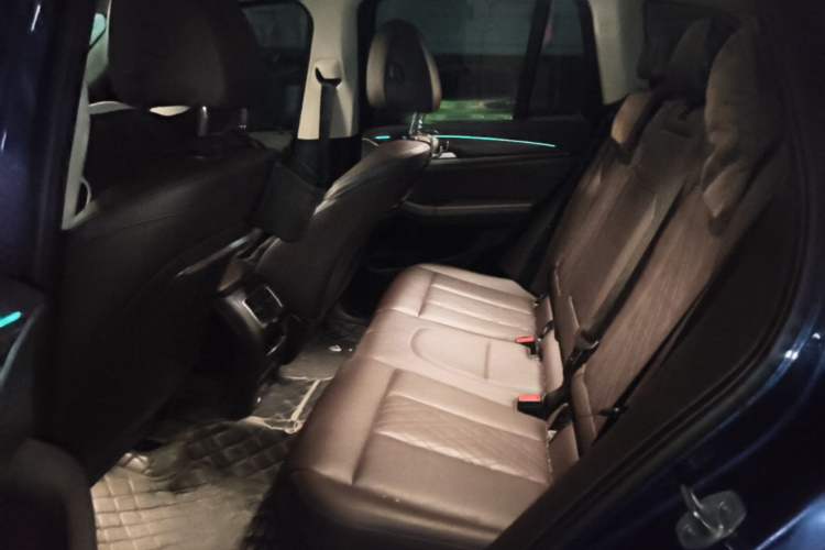 Used BMW X3 2022 xDrive25i M Sport Package Left Rear Seat