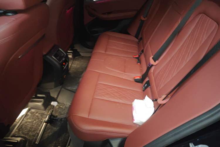 Used BMW X3 2022 Restyled xDrive25i M Sport Package Left Rear Seat
