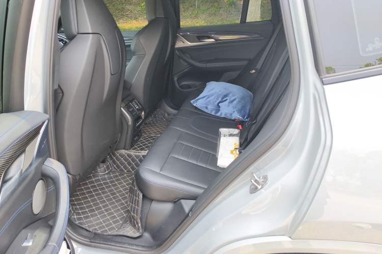 Used BMW X3 2022 M40i Left Rear Seat