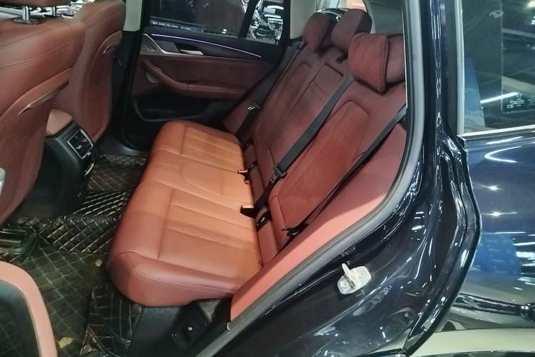 Used BMW X3 2022 xDrive30i Luxury Model M Night Sky Package Left Rear Seat