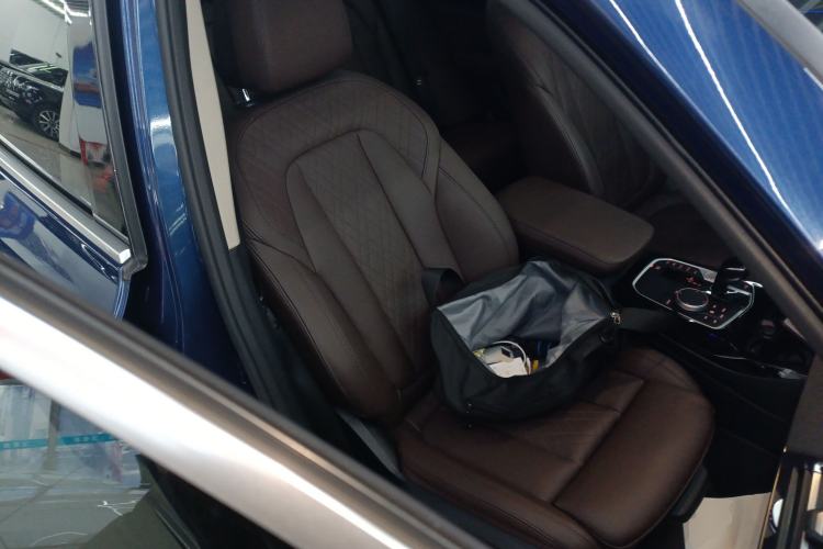 Used BMW X3 2022 xDrive25i M Sport Package Right Front Seat