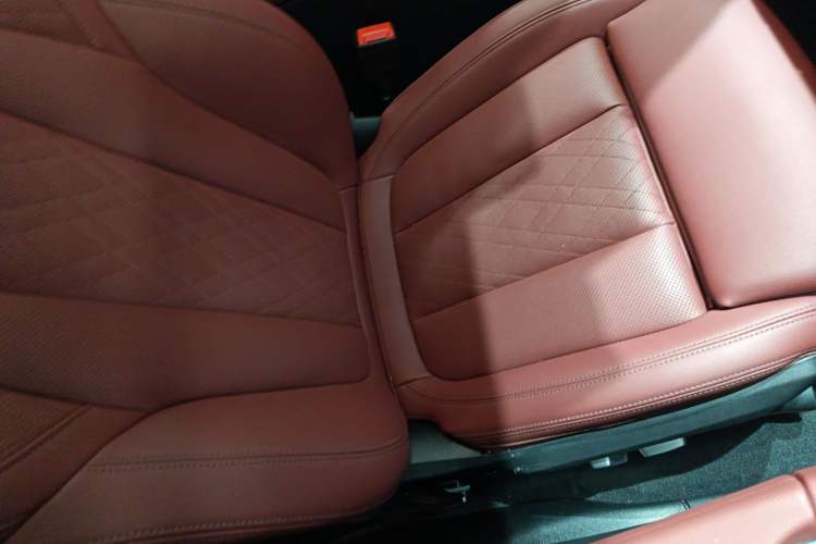 Used BMW X3 2022 Restyled xDrive30i Luxury Edition M Night Sky Package Right Front Seat