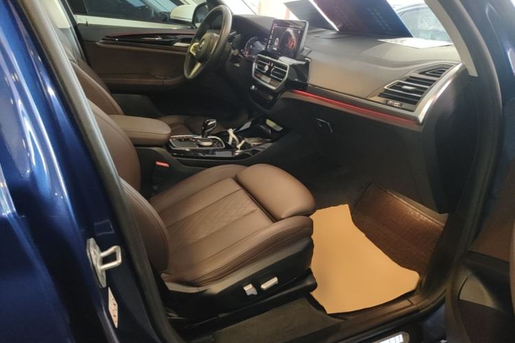 Used BMW X3 2022 xDrive25i M Sport Package Right Front Seat