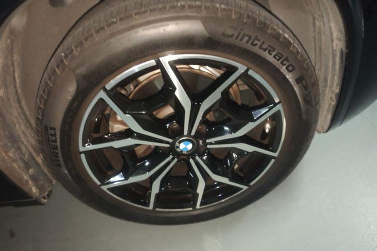 Used BMW X3 2022 Restyled xDrive25i M Sport Package Right Front Wheel Hub