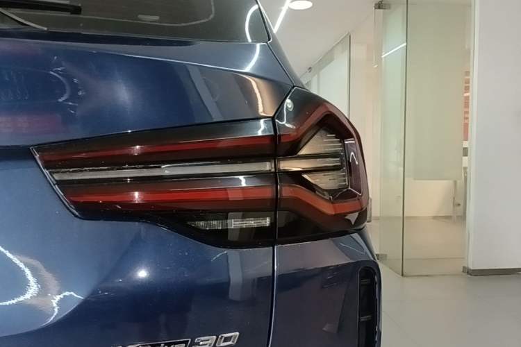 Used BMW X3 2022 Second Facelift xDrive30i Leading Edition M Night Sky Package Right Rear Taillight