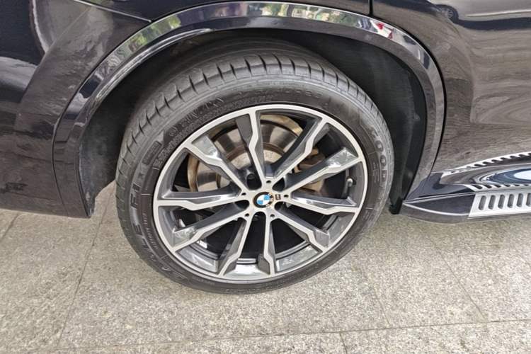 Used BMW X3 2022 xDrive30i Luxury Model M Night Sky Package Right Rear Wheel Hub