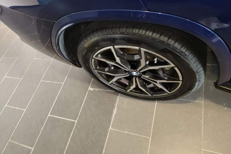 Used BMW X3 2022 xDrive25i M Sport Package Right Rear Wheel Hub
