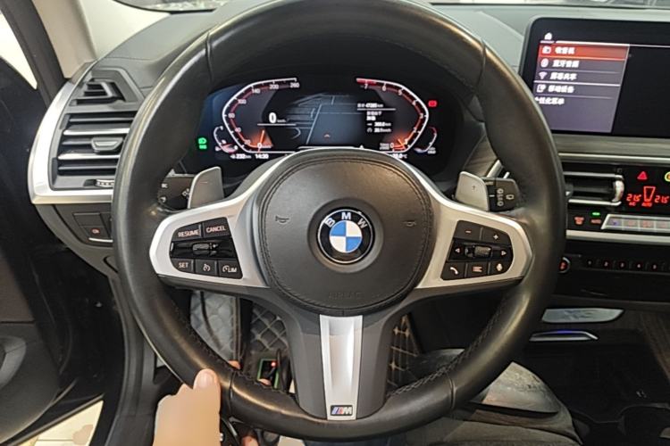 Used BMW X3 2022 xDrive30i Luxury Model M Night Sky Package Steering Wheel