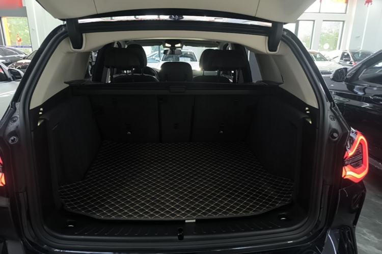 Used BMW X3 2022 Restyled xDrive25i M Sport Package Trunk