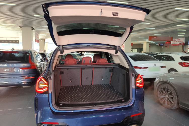 Used BMW X3 2022 Second Facelift xDrive30i Leading Edition M Night Sky Package Trunk