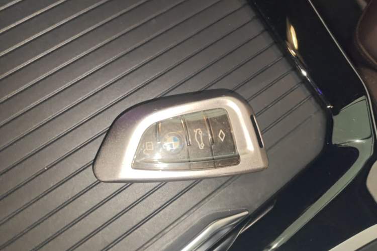 Used BMW X3 2022 xDrive25i M Sport Package Vehicle Key