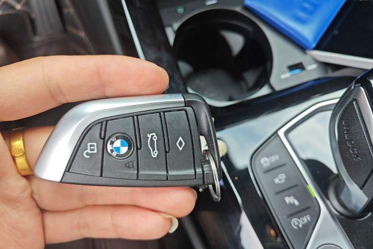 Used BMW X3 2022 Restyled xDrive30i Luxury Edition M Night Sky Package Vehicle Key