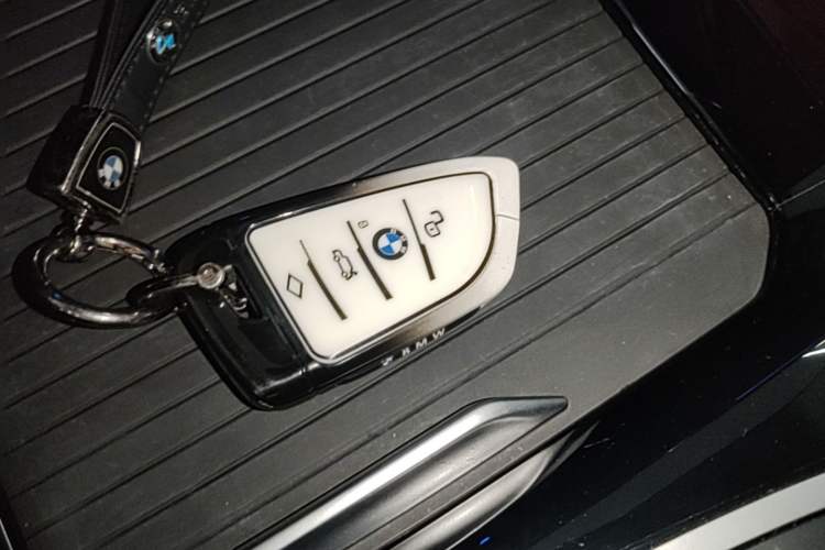 Used BMW X3 2022 Second Facelift xDrive30i Leading Edition M Night Sky Package Vehicle Key